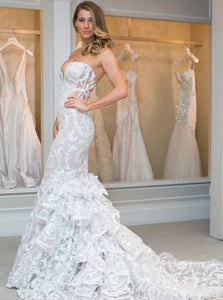 Elegant Mermaid Sweetheart Lace Wedding Dress