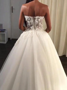 A Line Sweetheart Appliques Tulle Sweep Train Wedding Dress 