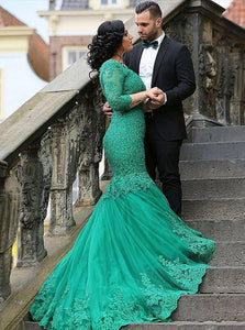 Sexy Mermaid V Neck Green Tulle Prom Dress with Lace Beading