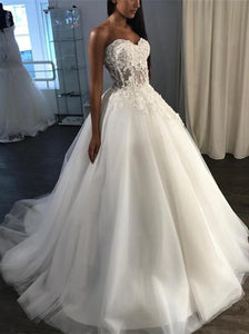 Chic A Line Sweetheart Appliques Tulle Wedding Dress 