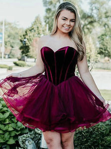 Cute Burgundy Sweetheart Tulle Short Homecoming Dress