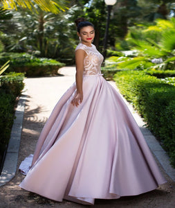 Ball Gown Scoop Satin With Appliques Cap Sleeves Prom Dresses 