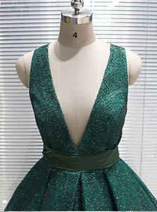 V Neck Green Evening Dresses