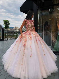 Ball Gown White Tulle Handmade Flowers Scoop Prom Dresses 