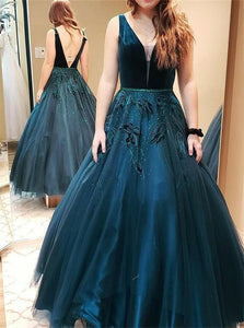 A Line V Neck Open Back Green Prom Dresses With Appliques