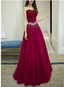 A Line Wine Red Sweetheart Prom Dress with Beadings 