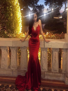 Mermaid Backless Straps Appliques Red Prom Dresses