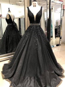 Black V Neck Lace Appliques A Line Tulle Beaded Prom Dresses 