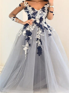 Long Sleeves Appliques A Line V Neck Tulle Prom Dresses
