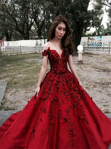 Red Sweep Train Sleeveless Prom Dresses