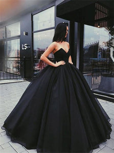 Ball Gown Sweetheart Black Tulle Prom Dresses with Pleats