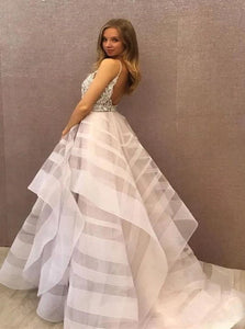 Scoop Tulle Beadings Open Back White Prom Dresses