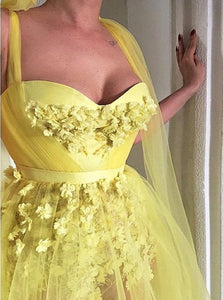 Sweep Train Sleeveless Appliques Yellow Prom Dresses