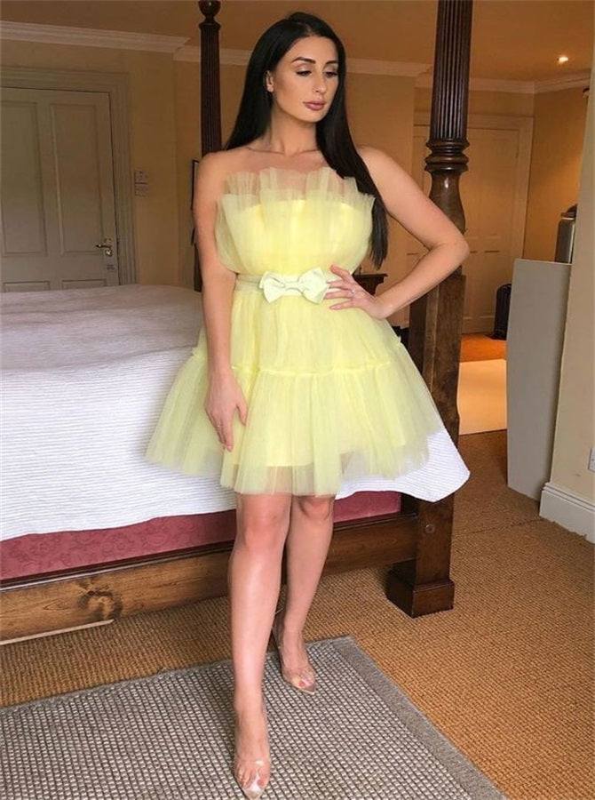 A Line Strapless Short Tulle Homecoming Dress with Bowknot | Alinepromdress A Line Strapless Short Tulle Homecoming Dress with Bowknot | Alinepromdress