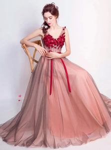 A Line Straps Floor Length Sleeveless Tulle Appliques Prom Dresses