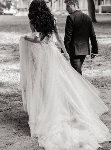 Sweep Train Ivory Wedding Dresses