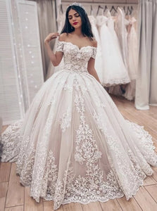 Ball Gown Off the Shoulder Tulle Wedding Dresses With Appliques 