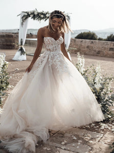 A Line Sweetheart Zipper Up Wedding Dresses