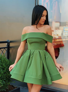 Off Shoulder Short Green Satin Pleats Homecoming Dresses 