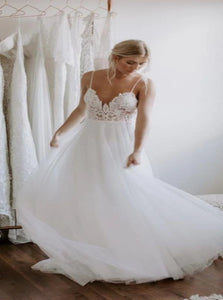 A Line Sweep Train White Tulle Wedding Dresses 